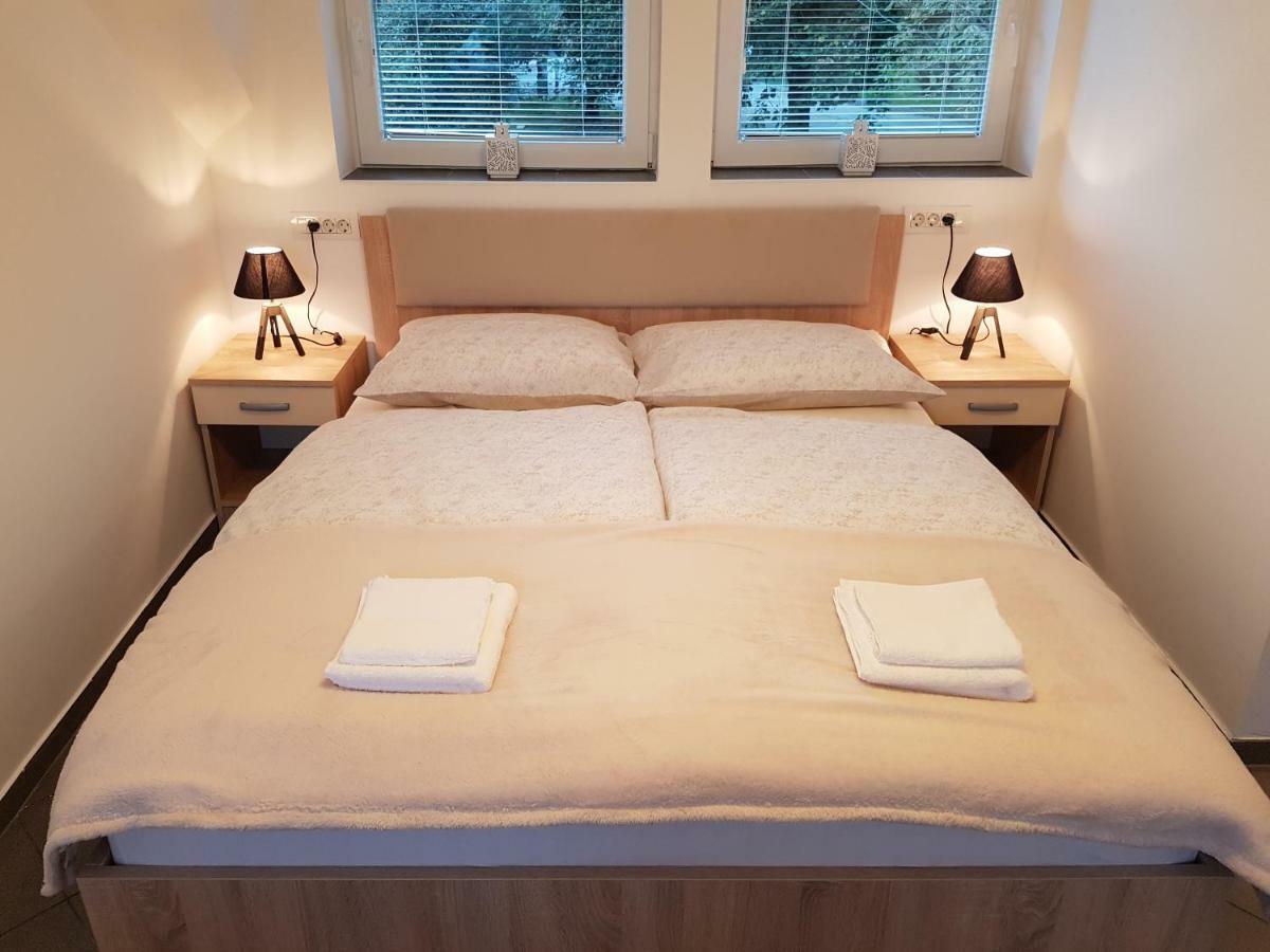 4 Seasons Apartment Радовлица Екстериор снимка